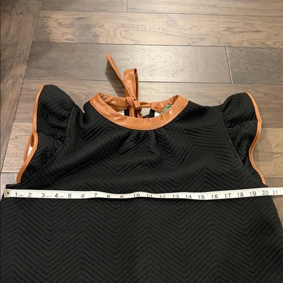 New With Tags Boutique Voy Black Quilted Flutter Sleeve Top Sz M - Picture 11 of 12